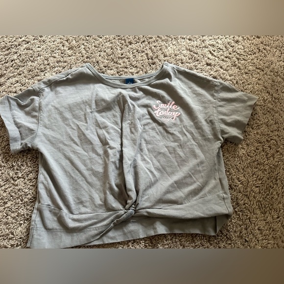 Old Navy Other - Preloved gray T-Shirt with Pink Graphic